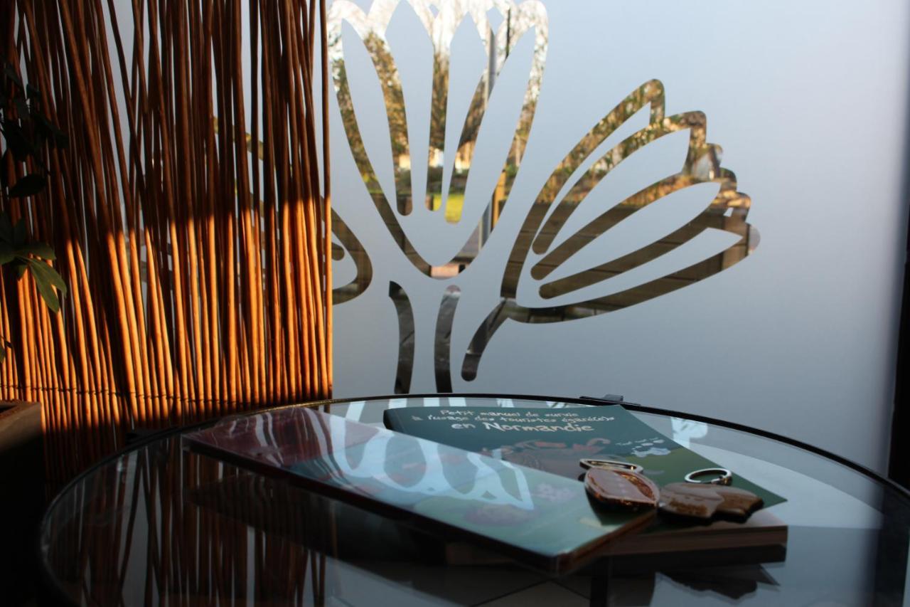 Hotel Crocus Caen Memorial Экстерьер фото